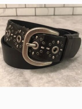 Fossil Black Leather Belt Womens Floral Studded Boho Bohemian Size Small 30 - 34